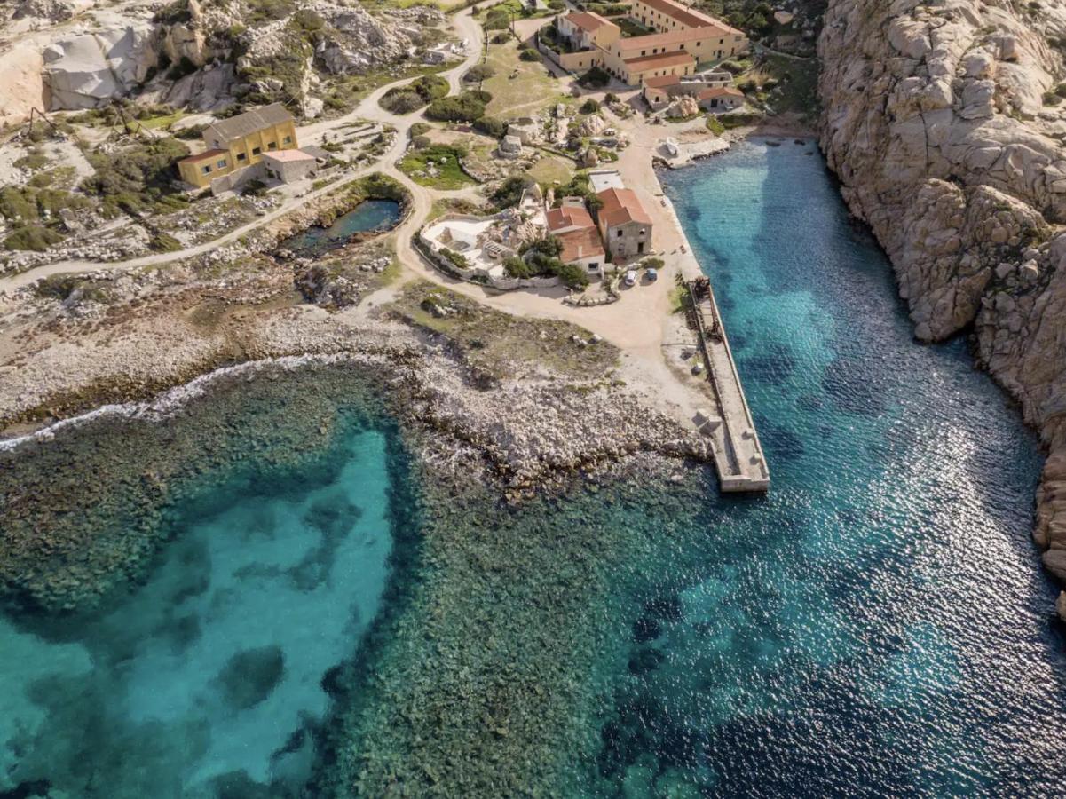 Residence Cala Francese - Case Sul Mare Λα Μανταλένα Εξωτερικό φωτογραφία